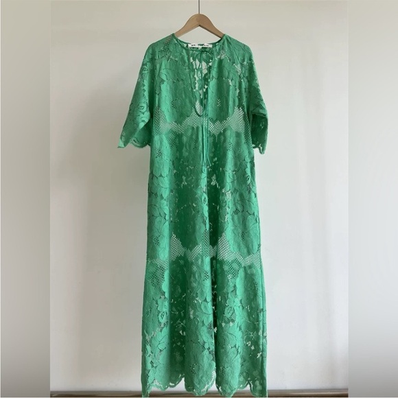 Mr larkin Dresses & Skirts - MR.LARKIN LOLA Dress